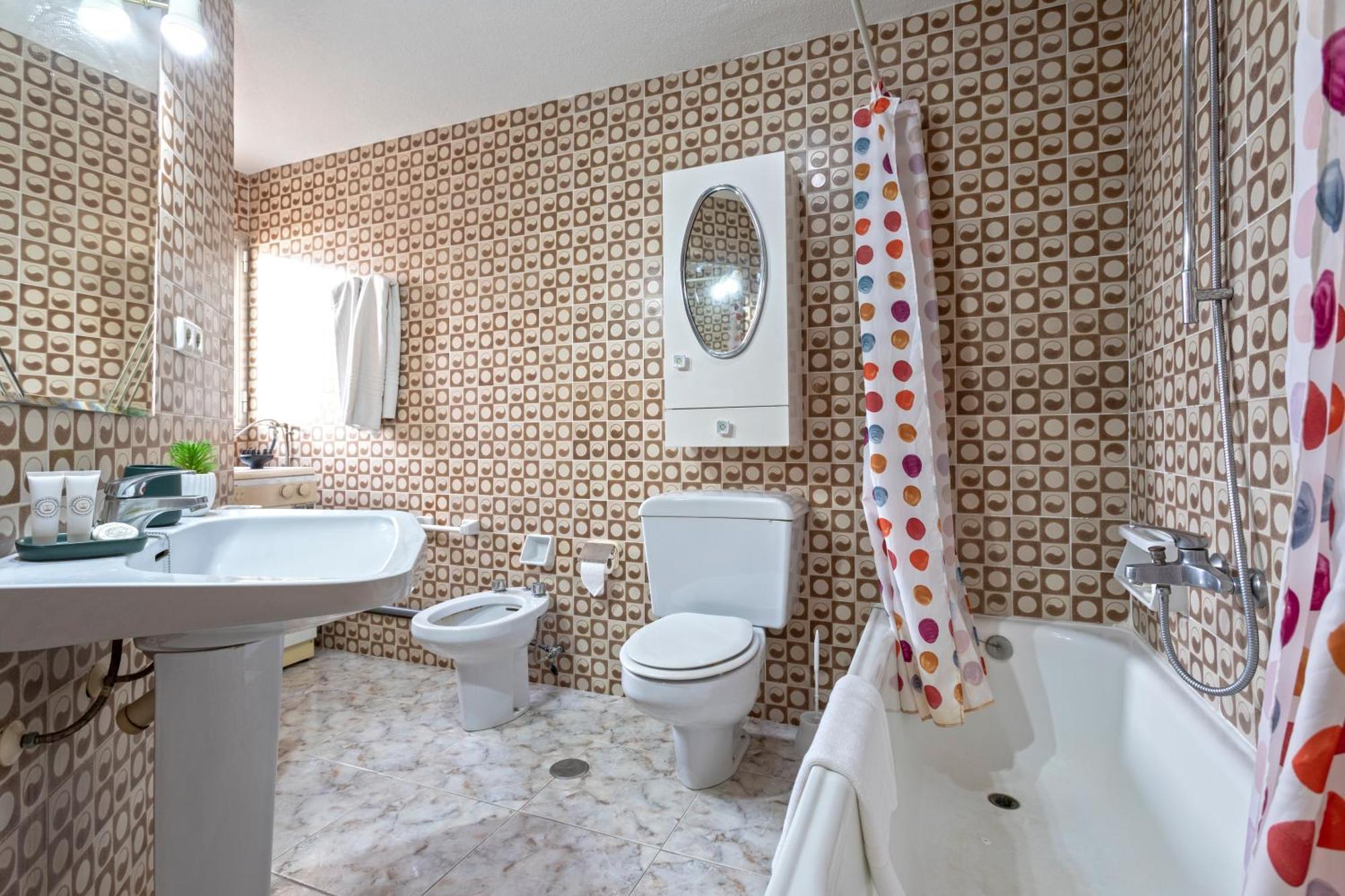 1004 - Beachfront Apartment On El Paseo, 4 Pers - Air Conditionning - Wi-Fi - Smart Tv Almuñécar エクステリア 写真